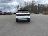 New 2025 Volkswagen Taos SE image 4
