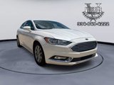 Used 2017 Ford Fusion SE image 3