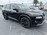 Used 2023 Nissan Rogue SV image 2