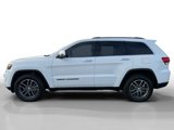 Used 2017 Jeep Grand Cherokee Limited w/ Luxury Group II image 2