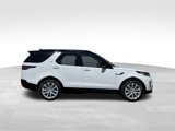 New 2024 Land Rover Discovery Dynamic SE image 6