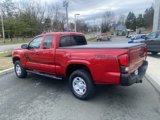 Used 2022 Toyota Tacoma SR image 3
