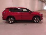 New 2025 Mitsubishi Outlander SE image 3