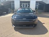 Used 2025 Kia K4 EX image 2