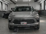 Used 2024 Buick Encore GX Sport Touring image 2