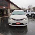 Used 2020 Chrysler Pacifica Touring w/ Advanced Safetytec Group image 3