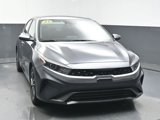 Used 2023 Kia Forte LXS image 2
