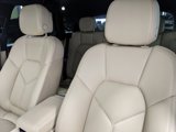 Certified 2025 Porsche Macan image 5