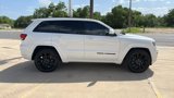 Used 2018 Jeep Grand Cherokee Altitude image 6