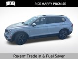 Used 2018 Volkswagen Tiguan SE w/ 18" Alloy Wheels Package image 2