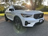 Certified 2023 Volvo XC40 B5 Plus image 2