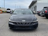 Used 2024 Hyundai Elantra SEL w/ Convenience Package image 2