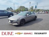Used 2022 Hyundai Elantra SEL w/ Cargo Package image 2
