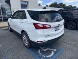 Used 2019 Chevrolet Equinox LS image 2