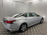 Used 2024 Nissan Altima 2.5 S image 3