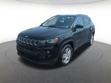 Used 2022 Jeep Compass Latitude image 3