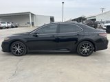 Used 2023 Toyota Camry SE image 2