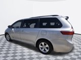 Used 2015 Toyota Sienna LE image 5