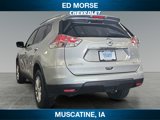 Used 2016 Nissan Rogue SV w/ SV Premium Package image 3