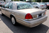 Used 2003 Ford Crown Victoria image 4