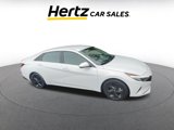 Used 2023 Hyundai Elantra SEL image 2