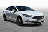 Used 2017 Ford Fusion SE w/ Equipment Group 201A image 2