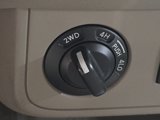 Used 2011 Nissan Frontier SV image 4