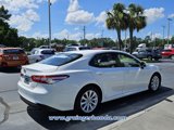 Used 2018 Toyota Camry LE image 5