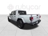 Used 2023 Jeep Gladiator Overland image 3