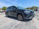 Used 2024 Volkswagen Taos SE image 2