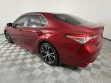 Used 2018 Toyota Camry SE image 4