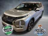 Used 2022 Mitsubishi Outlander ES image 1