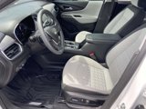 Used 2023 Chevrolet Equinox LS w/ LS Convenience Package image 3