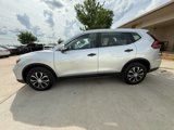 Used 2017 Nissan Rogue S image 4