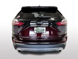 Used 2023 Ford Edge Titanium image 5