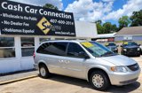 Used 2002 Chrysler Town & Country LX image 4
