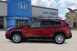 Used 2017 Jeep Cherokee Latitude w/ True North Edition image 3