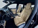 Used 2016 Porsche Cayenne image 5