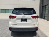 Used 2017 Toyota Highlander XLE image 5