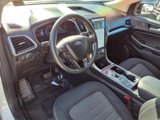 Certified 2022 Ford Edge SE w/ Black Appearance Package image 5