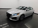 Used 2023 Nissan Altima 2.5 SV image 4