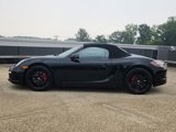 Used 2015 Porsche Boxster S image 2