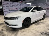 Used 2016 Chrysler 200 Limited w/ Convenience Group image 2
