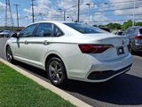 Used 2024 Volkswagen Jetta SE w/ Panoramic Sunroof Package image 4