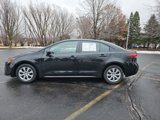 Used 2022 Toyota Corolla LE image 2