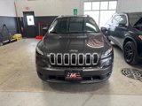 Used 2017 Jeep Cherokee Latitude w/ Comfort/Convenience Group image 2