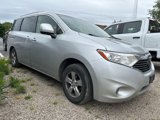 Used 2017 Nissan Quest SV image 2