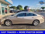 Used 2022 Chevrolet Malibu LT image 2
