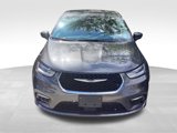 Used 2023 Chrysler Pacifica Touring-L image 2