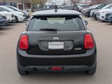 Used 2015 MINI Cooper 2-Door Hardtop image 4